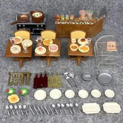 シルバニアファミリー　シルバニア森のキッチン 小物 家具などセット　欠品あり