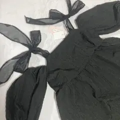 エンボスオフショルシースルーリボンフレアトップス