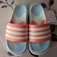 またまたお値下げしました！アディダス×マリメッコ　サンダル