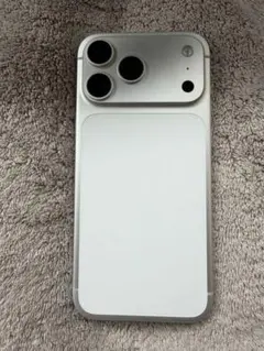 Apple】iPhoneXR 128GB 17Pro風カスタム - メルカリ