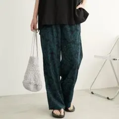 ベリープリントパンツ