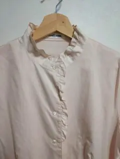 ニューヨーカー　淡いピンクのフリル襟七分袖シャツ　Ｌ〜ＸＬ
