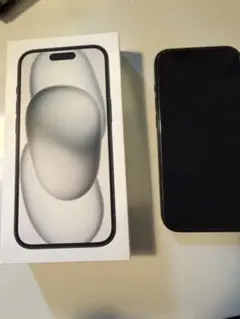 Apple iPhone 15 ブラック本体　256gb