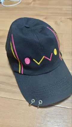 『中古』常闇トワ誕生日記念2020 ビビモチーフキャップ 常闇トワ 誕生日記念グッズ2020 ビビモチーフキャップ 帽子 ホロライブ