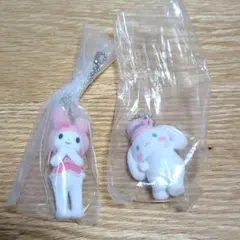 サンリオ　ミニチュアチャーム　ライブキャラクター　シナモン　マイメロディ