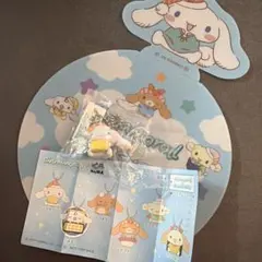 シナモンロールx くら寿司 キーホルダー