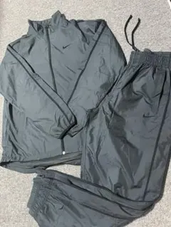 【最終価格】NIKE セットアップ M 黒ダークグリーン系 メッシュ 上下