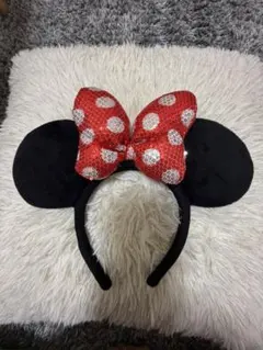 ミニーマウス カチューシャ 赤リボン