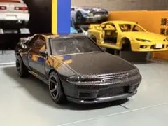 ホットウィール　日産　スカイライン　GTR R32のサムネイル