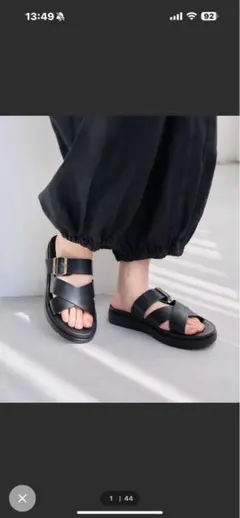 Mサイズ スタジオクリップ ブラック クロスストラップ サンダル