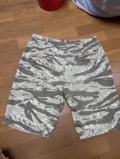 00s GOODENOUGH/Chino Shortsのサムネイル