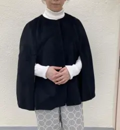 ROUND MOUNTAIN Cashmere Alpaca cape coat