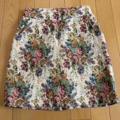 【即購入可能】NICE CLAUP ゴブラン柄 スカート
