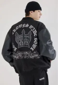 ロデオクラウンズ　Blackletterスタジャン　アウター