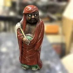 D-02達磨大師 銅製置物A7、 念珠を持つ達磨像 、アンティーク、骨董品