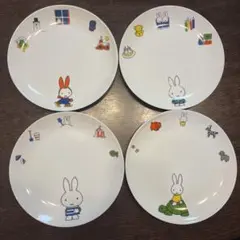 ミッフィー皿　ローソン　4枚組