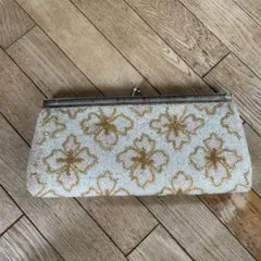 ヴィンテージ　ビーズ刺繍 花柄 クラッチバッグ