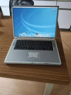 Apple MacBook G4 シルバー　骨董品