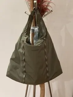 topologie オリーブグリーン ショルダーバッグ