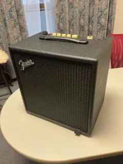 Fender Rumble LT25 ベース用アンプ 本体のサムネイル