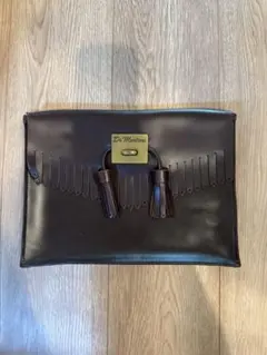 Dr. Martens フリンジ付きクラッチバッグ