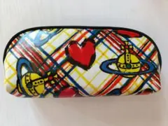 Vivienne Westwood 파우치 체크 하트 오브 펜 케이스