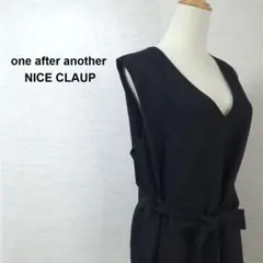美品 ナイスクラップ Vネック リボン付き ベスト ジレ ベルト ブラック