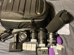 シリーズ最新⭐望遠レンズセット⭐バック付き！⭐Nikon D5600 ⭐ Amazon | Nikon デジタル一眼レフカメラ D5600 AF-P 18-55 VR レンズ