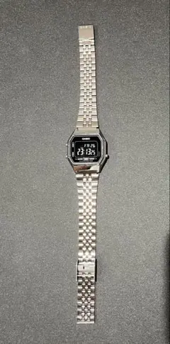 CASIO デジタル腕時計 シルバー