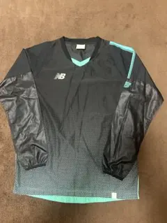 【未使用品】New Balance 長袖ピステ L ※擦れている部分あり
