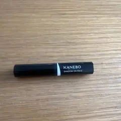 KANEBO SHADOW ON FACE シェーディングスティック 01のサムネイル