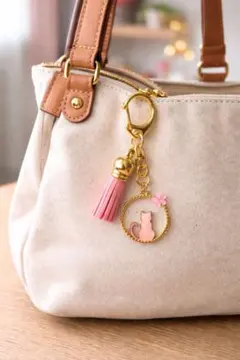 猫モチーフ キーホルダー★ タッセル付き