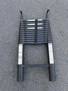 Item thumbnail for item ecd285e8-5f2a-4f41-afa6-35b33543938f