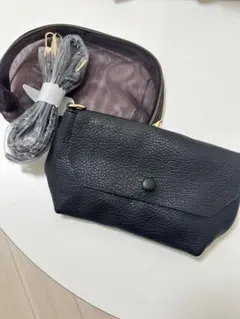 新品❤︎DouDouブラック ショルダーバッグ ポーチ付き