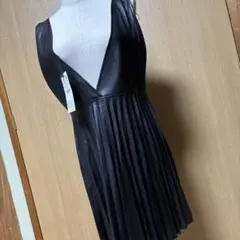 ZARA ブラック プリーツ ノースリーブワンピース L