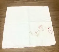 宇野千代 ガーゼハンカチ 桜刺繍 ホワイトのサムネイル