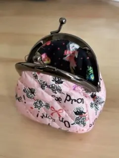 大人可愛い犬とリボンのがま口