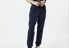 UNIQLO ウルトラストレッチアクティブジョガーパンツ　L