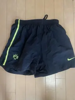 NIKE ボルシア・ドルトムント ハーフパンツ L ユニフォーム