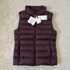 新品未使用✨ユニクロ❣️ウルトラライトダウン　ベスト　ワイン　軽量　ナイロン