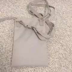 無印良品　撥水ミニサコッシュ