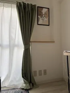 ニトリ　ドレープカーテン グリーン 無地 シンプル　100×190 2枚セットのサムネイル