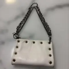 ホワイトレザー アイレットショルダーバッグ