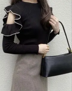 GRL dr342 配色フリルオープンショルダーニットトップス 黒