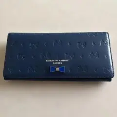 美品　KATHARINE HAMNETT LONDON 長財布 ネイビー リボンのサムネイル