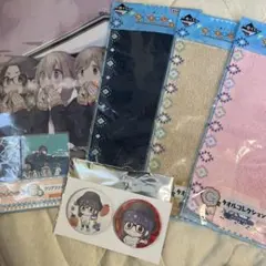 ゆるキャン クリアファイル タオルコレクション 缶バッチのサムネイル