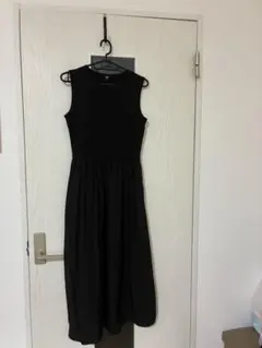 ユニクロ ノースリーブ ワンピース