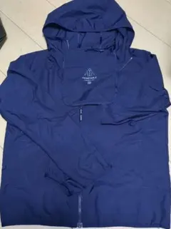 未使用　ユニクロ　ポケッタブルパーカー 150 ネイビー キッズ