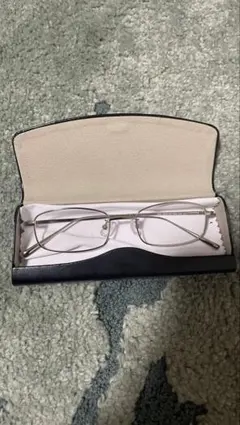 シルバー メタルフレーム 長方形レンズ メガネ ケース付き