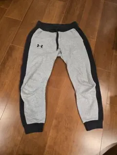 UNDER ARMOUR　パンツ